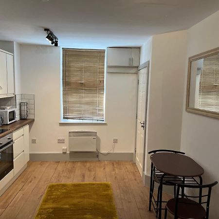 Flat 1 Cairo Street Apartment Warrington  Exterior photo